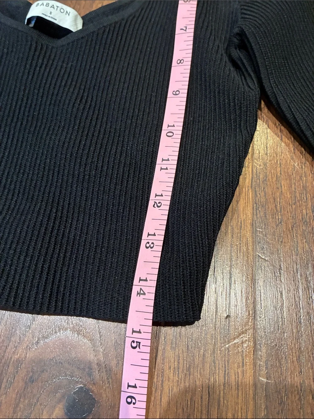 Babaton Black Ribbed Long-Sleeve Scoop Crop Top